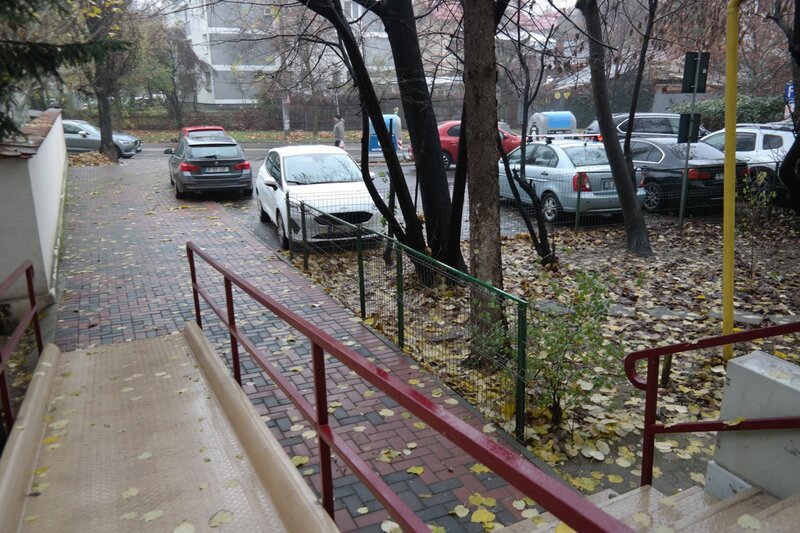 Dristor, Ramnicu Sarat, 2 min Mall Park Lake si parc, stradal,